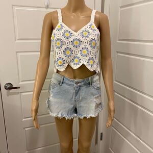 Women's Multi Circle Sleeveless Crochet Crop Top. . Small. Multicolor. Festival.